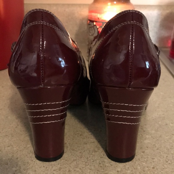 Dapper Girl T-Strap Heels - Picture 8 of 8